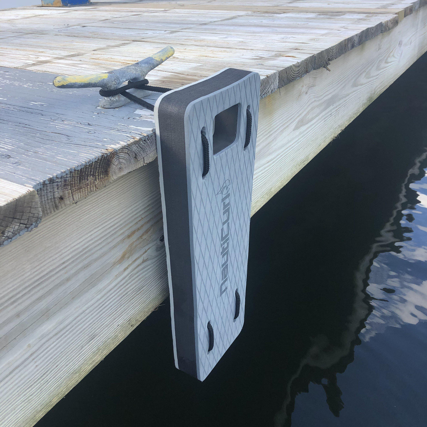 NautiFender - Flat Boat Fender