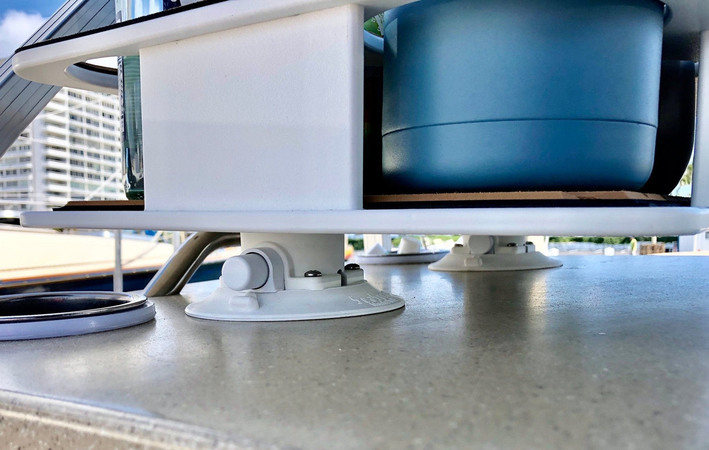 Docktail Boat Table Caddy with SeaSucker Vacuum Mounts